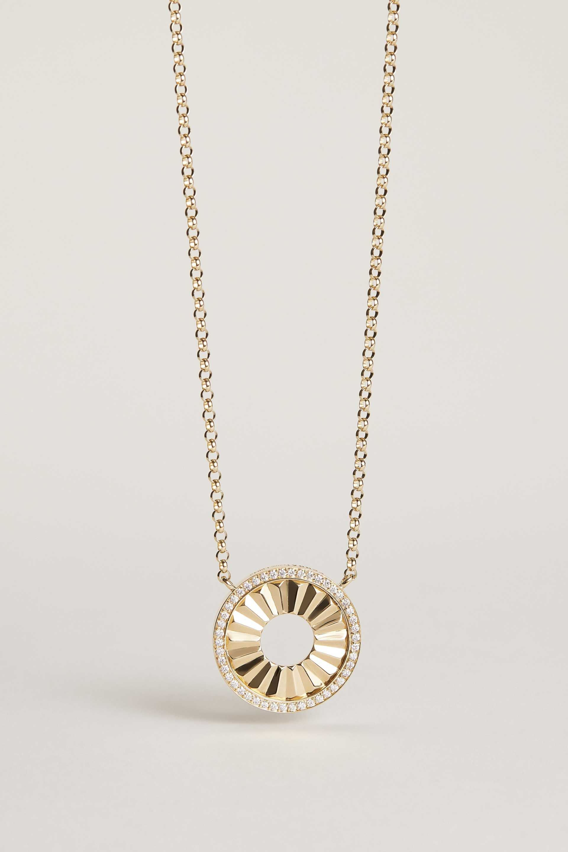 Persona Rayon Necklace Gold